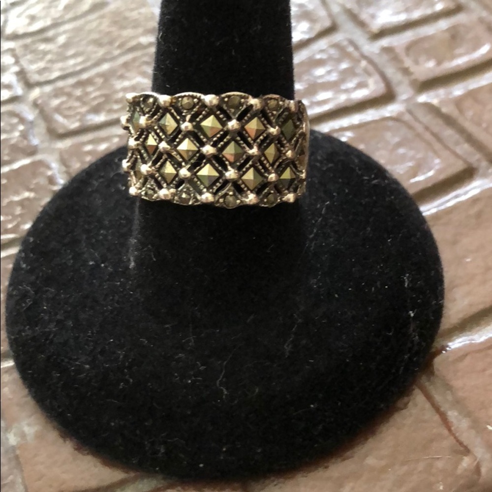 Marcasite band ring size 8